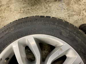 Резина с дисками 225/60 r17 BMW - Rehvid koos ketastega (3 фото из 9)