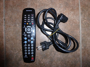 Teler Samsung LE-32C457 + Pult + Juhe (6 foto / 6)