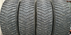 Goodyear naastrehvid 225/65/17 - paigaldus (1 foto / 1)