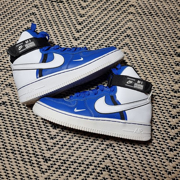 Nike Air Force 1 High LV8 2 UUEVÄÄRNE
