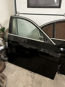 BMW e60 545i varuosad (10 foto / 10)