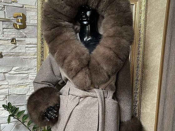 Пальто с утеплителем