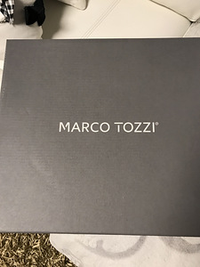 Poolsaapad.Marco Tozzi. (1 foto / 5)
