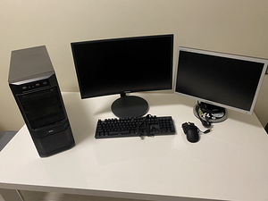 Lauaarvuti komplekt (arvuti, 2x monitori, hiir, klaviatuur) (1 foto / 5)