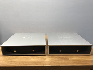 DAC M2Tech Young + M2Tech Palmer (2 фото из 5)
