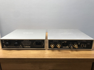 DAC M2Tech Young + M2Tech Palmer (3 фото из 5)