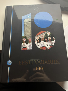 Eesti Vabariik 100 raamat (2 foto / 2)
