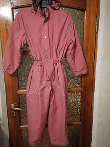 Комбинезон новый (2 фото из 2)