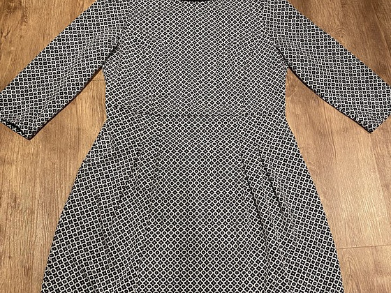 Солидное платье Esprit L-XL
