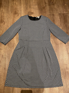 Soliidne kleit Esprit L-XL (1 foto / 4)