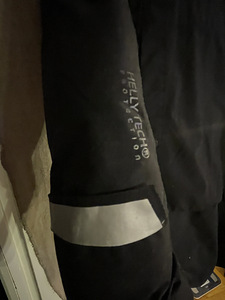 Helly Hansen naiste talveparka (6 foto / 6)