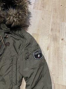 Peak Performance W Mildred Bronze парка S (7 фото из 9)