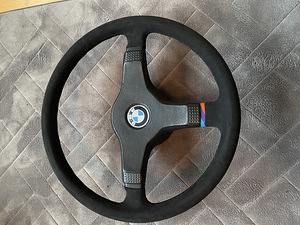 M tech 2 Mtech 1 руль (1 фото из 8)