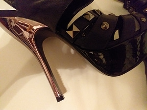 Täisnahast naiste kingad "Carvela" (4 foto / 5)