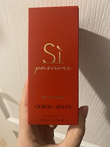 Armani Si (3 foto / 3)