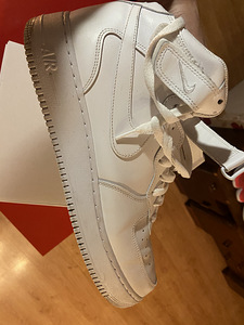 Nike Air Force (6 фото из 8)