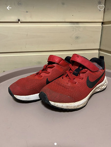 Nike tossud, suurus 30 (1 фото из 1)