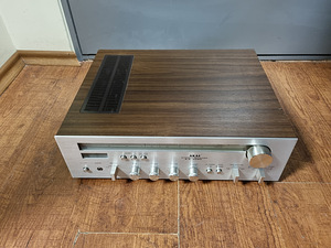 Стереоприемник akai AA-1020 AM/FM (2 фото из 4)