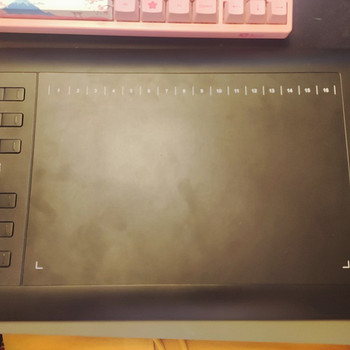 Graafika tahvelarvuti huion 1060pro+