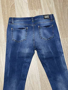 Детские джинсы PHILIPP PLEIN (3 фото из 4)