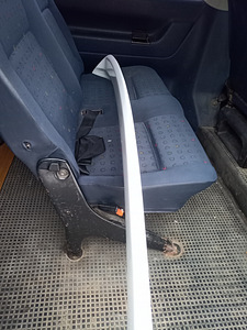 Volkswagen t5 спойлер (2 фото из 5)