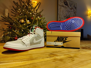 Air Jordan 1 High Zoom Comfort Hare EU 43 (1 foto / 10)