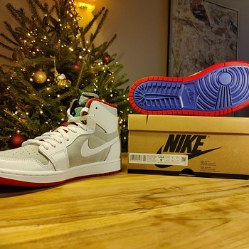 Air Jordan 1 High Zoom Comfort Hare EU 43