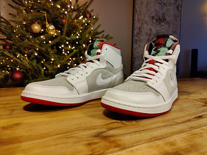 Air Jordan 1 High Zoom Comfort Hare EU 43 (2 foto / 10)