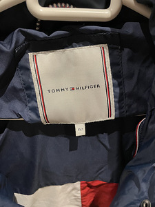 Очень теплое пальто T.Hilfiger 152см (3 фото из 3)