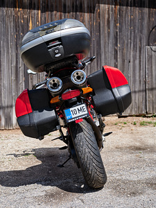 Ducati Multistrada 1100 (8 фото из 9)