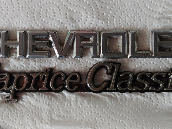 Chevrolet Caprice embleemid