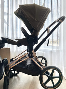 Оправа cybex Priam 4-в-1 из розового золота (+ база изофикс) (3 фото из 8)