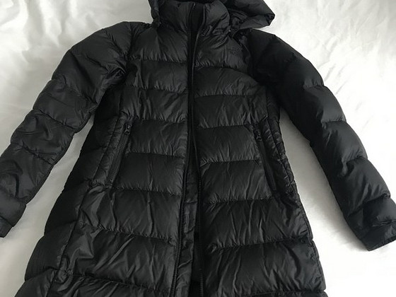 Müüa mõned korrad kantud The North face sulemantel S