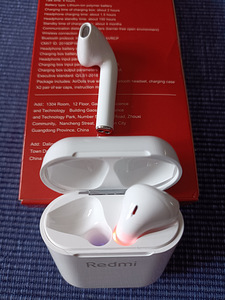 Наушники Redmi Airdotspro MI 12 (2 фото из 3)