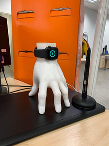 Apple Watch/Samsung Galaxy watch charging stand (1 foto / 2)
