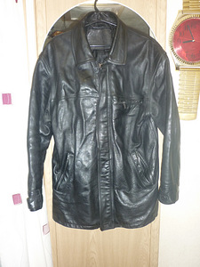 Nahktagi Hugo Boss (4 foto / 5)