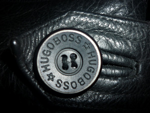 Nahktagi Hugo Boss (5 foto / 5)