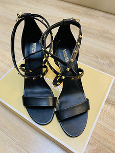 Michael Kors naiste kingad s. 9.5M EU 40.5 (1 foto / 3)