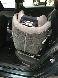 Автокресло CYBEX Sirona Z i-Size + база CYBEX Base Z (3 фото из 8)