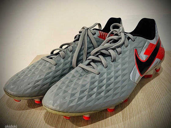 Футбольные бутсы Nike (б/у)