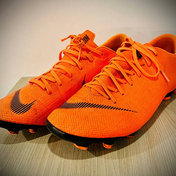Футбольные бутсы NIKE (б/у)