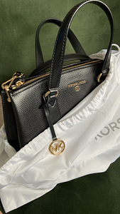 Michael kors naiste kott (1 foto / 3)