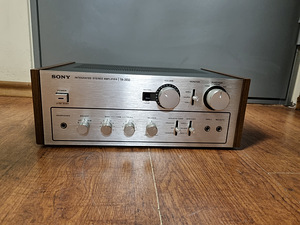 Интегральный стереоусилитель Sony TA-2650 (2 фото из 4)