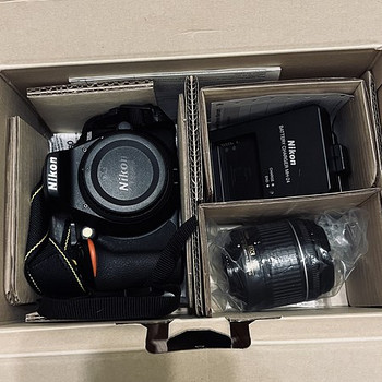 Зеркальная камера НИКОН Д3500