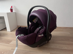 Cybex Platinum на базе изофикс (1 фото из 3)
