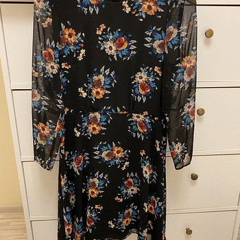 Zara kleit M