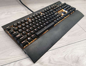 Corsair Gaming K70 LUX RGB keyboard / klaviatuur (1 foto / 8)