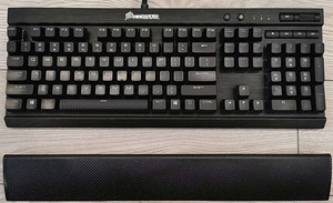 Corsair Gaming K70 LUX RGB keyboard / klaviatuur (5 foto / 8)