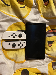 Müüa Nintendo Switch Oled 64 GB, pragude/kriimudeta (1 foto / 4)