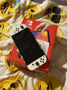 Müüa Nintendo Switch Oled 64 GB, pragude/kriimudeta (2 foto / 4)